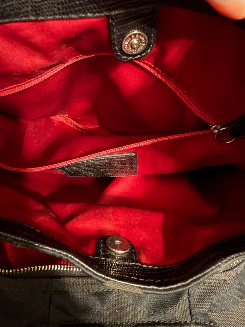 VTG Coach Madison Maggie Hobo Sleek Black Sateen w Op Art Red Interior